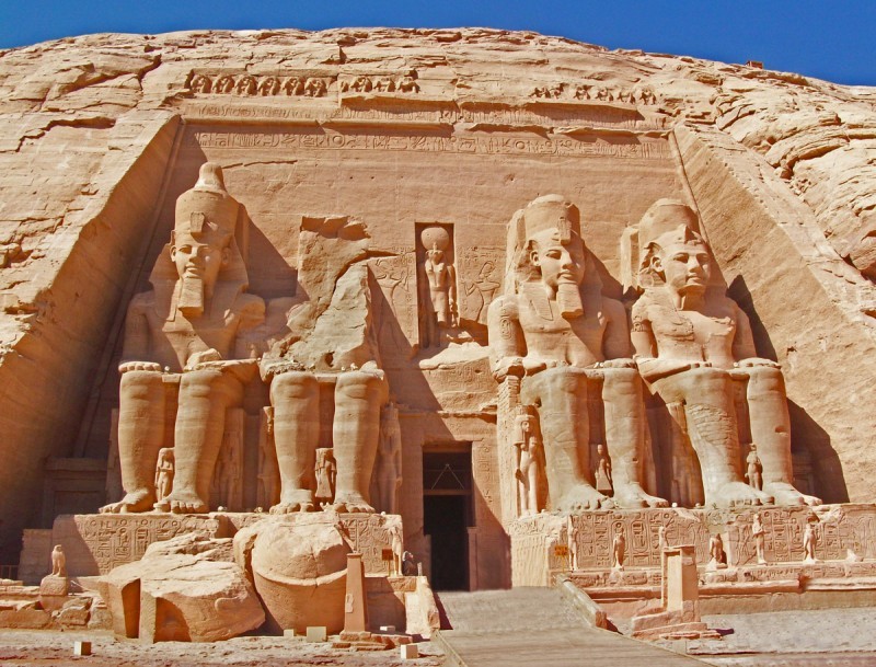 Escursione ad Abu Simbel ed Aswan da Luxor