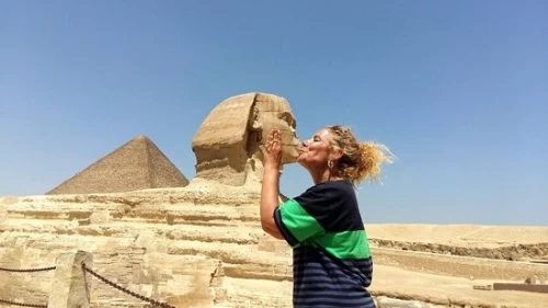 Day tour to Giza Pyramids and Saqqara from Port Said