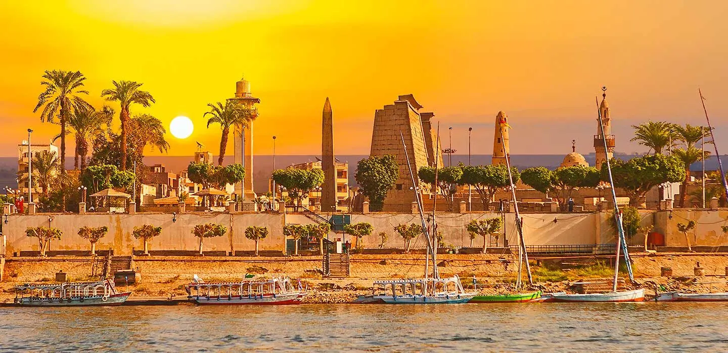 Why Choose ETB Tours for Your Luxor Day Trips 2025?