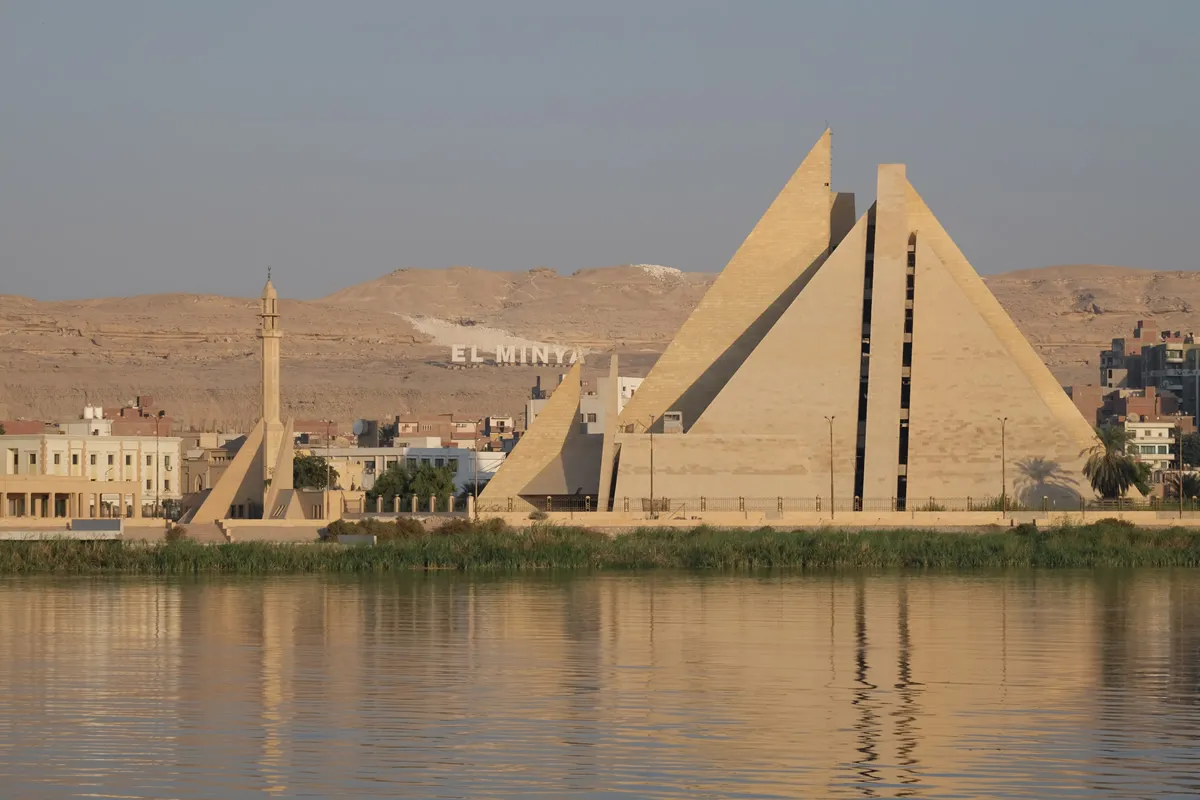 Cairo Day Trip Guided Tour to El Minya Tal Al Amarna and Bani Hassan