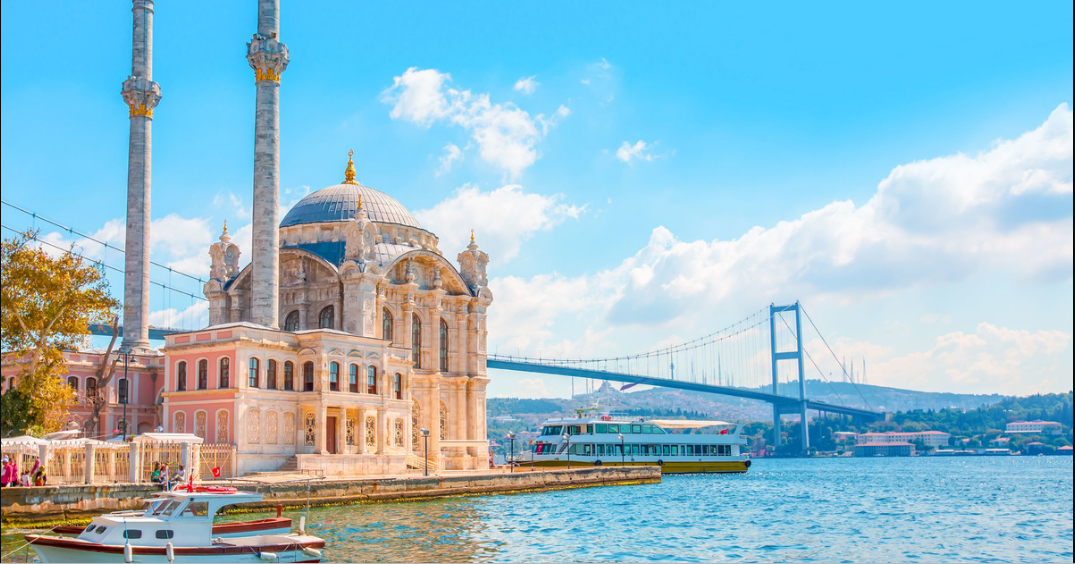 Kreuzfahrt auf dem Bosporus mit der Heiligen (Hagia) Sophia und Beylerbeyi